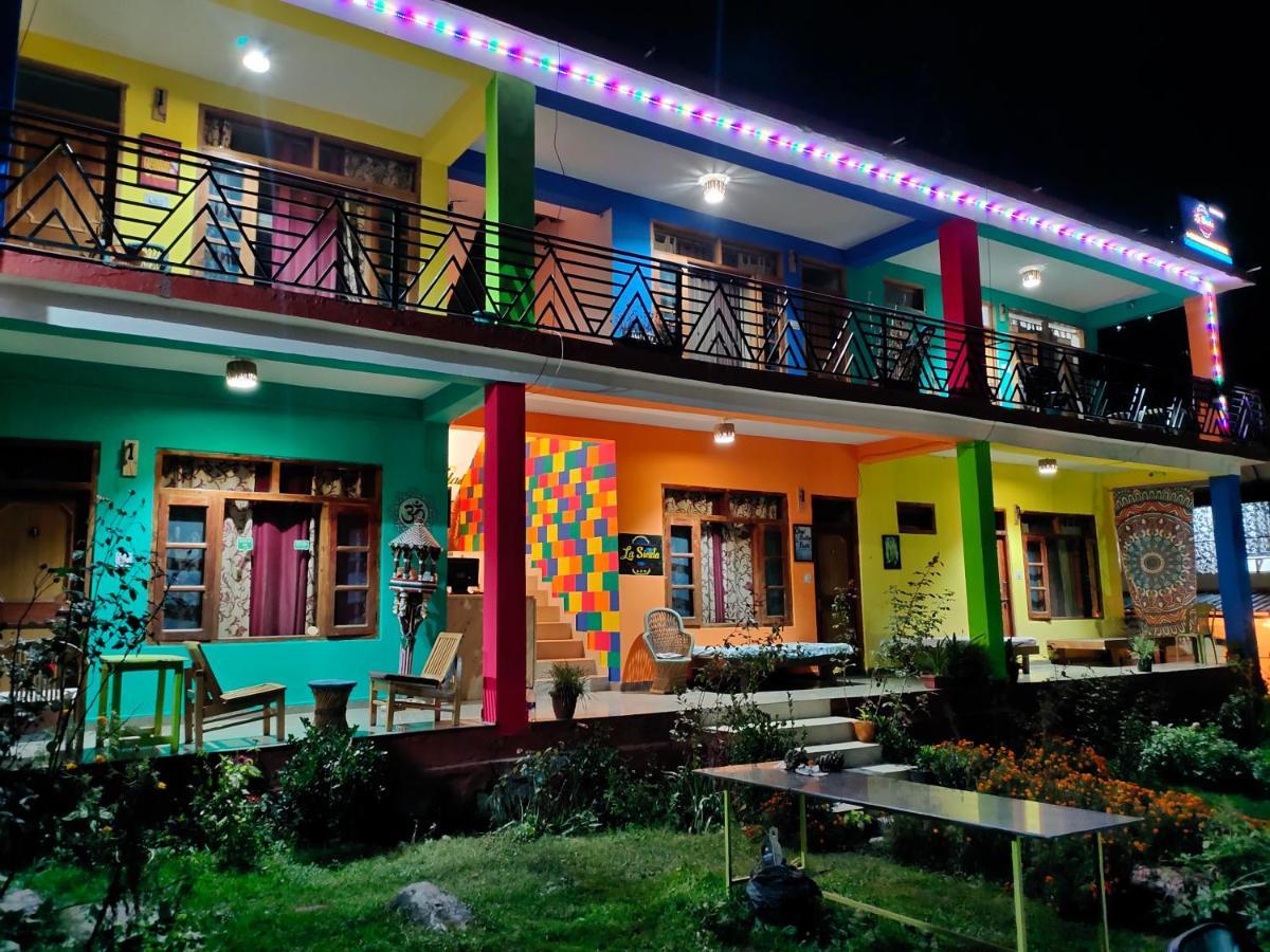 La Siesta India Manali Albergue Exterior foto