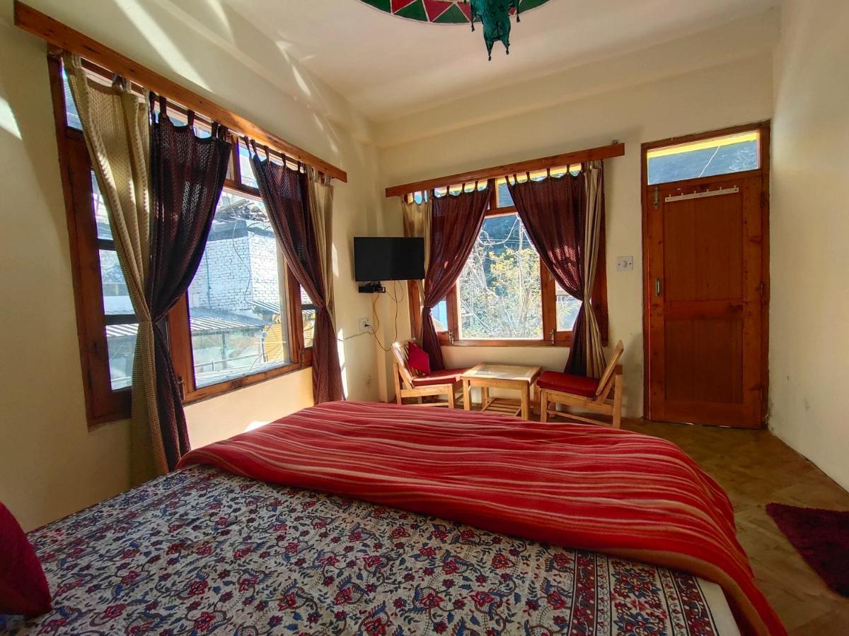 La Siesta India Manali Albergue Exterior foto